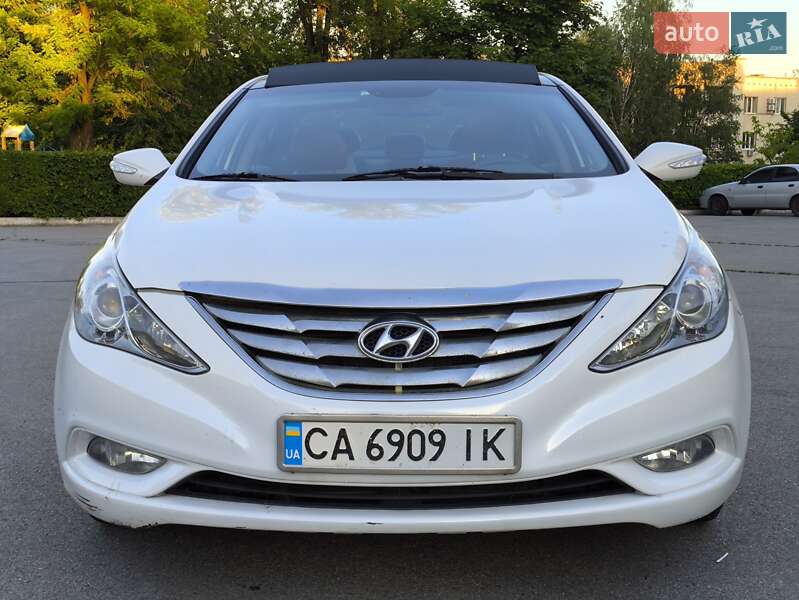 Седан Hyundai Sonata 2011 в 