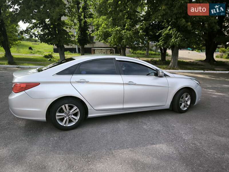 Седан Hyundai Sonata 2014 в Кам'янському