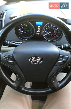 Седан Hyundai Sonata 2013 в 