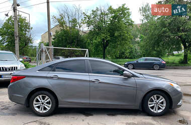 Седан Hyundai Sonata 2011 в 