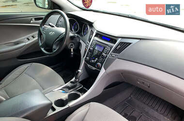 Седан Hyundai Sonata 2011 в 