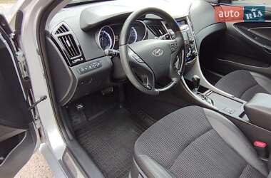 Седан Hyundai Sonata 2011 в 