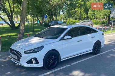Седан Hyundai Sonata 2017 в 