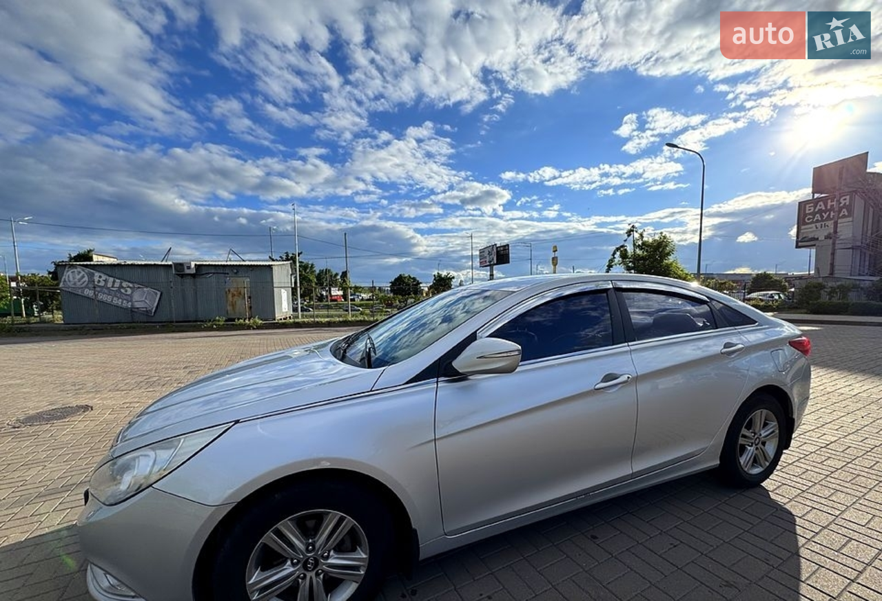 2012 Hyundai Sonata - мініатюра 19