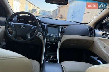 Седан Hyundai Sonata 2011 в 