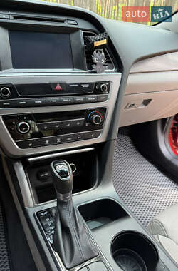 Седан Hyundai Sonata 2016 в 