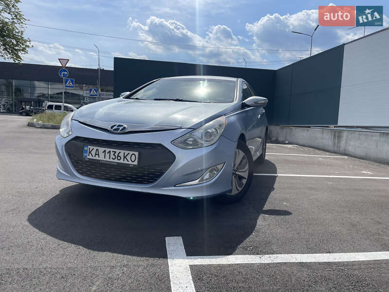 Седан Hyundai Sonata 2014 в Киеве