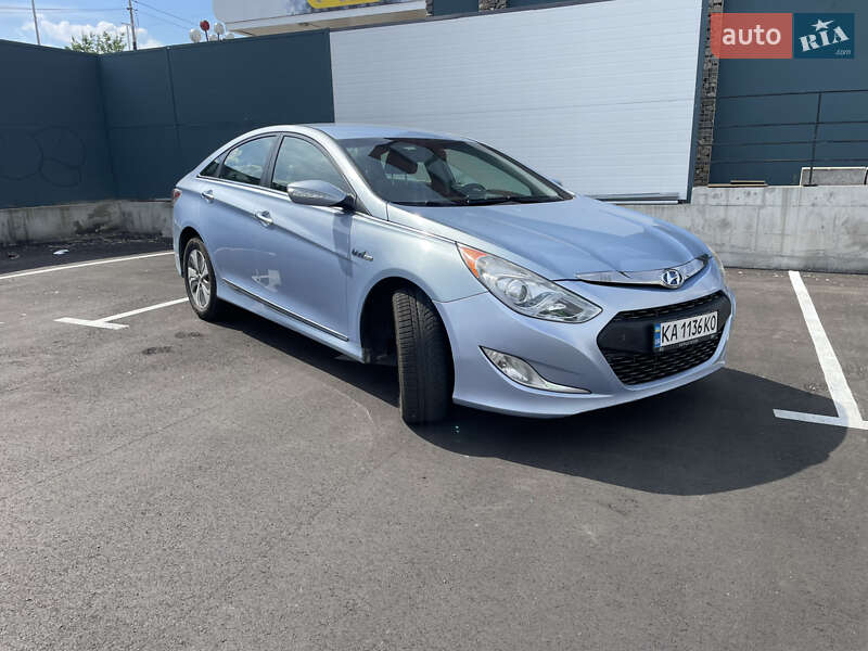 Седан Hyundai Sonata 2014 в Киеве