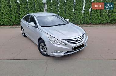 Седан Hyundai Sonata 2015 в 