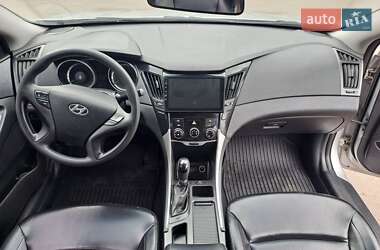 Седан Hyundai Sonata 2015 в 