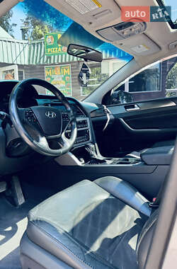 Седан Hyundai Sonata 2015 в 