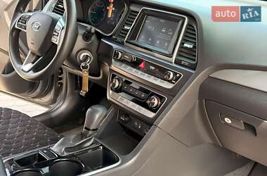 Седан Hyundai Sonata 2017 в 