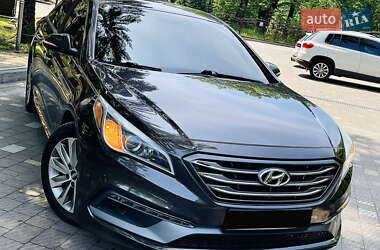 Седан Hyundai Sonata 2015 в 