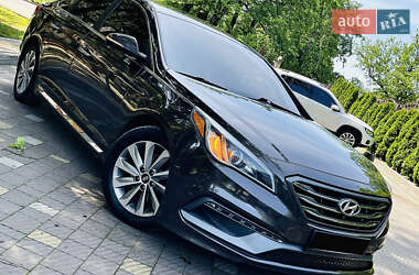 Седан Hyundai Sonata 2015 в 