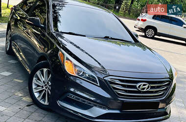 Седан Hyundai Sonata 2015 в 