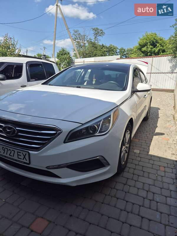 Седан Hyundai Sonata 2015 в Первомайську