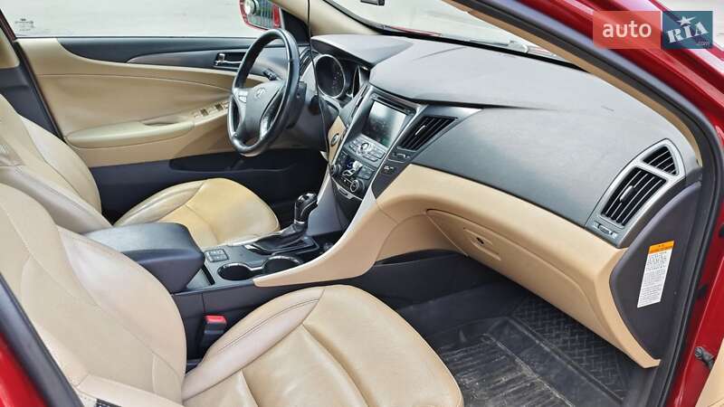 Седан Hyundai Sonata 2013 в Тернополе