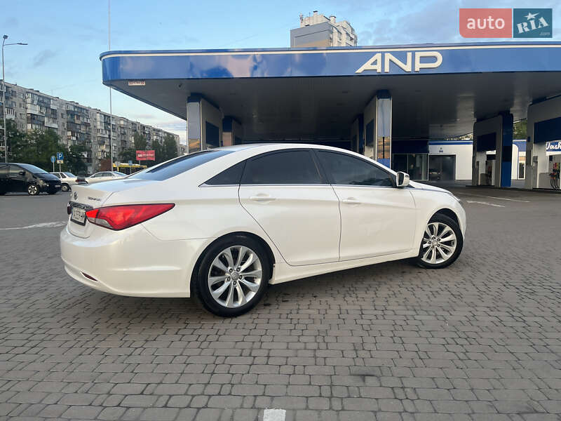Седан Hyundai Sonata 2014 в Києві