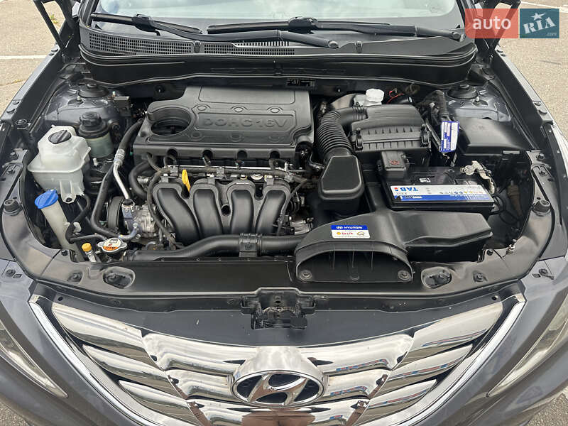 Седан Hyundai Sonata 2011 в Одессе