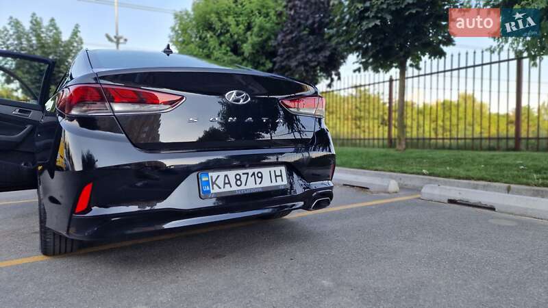 Седан Hyundai Sonata 2017 в Софиевской Борщаговке