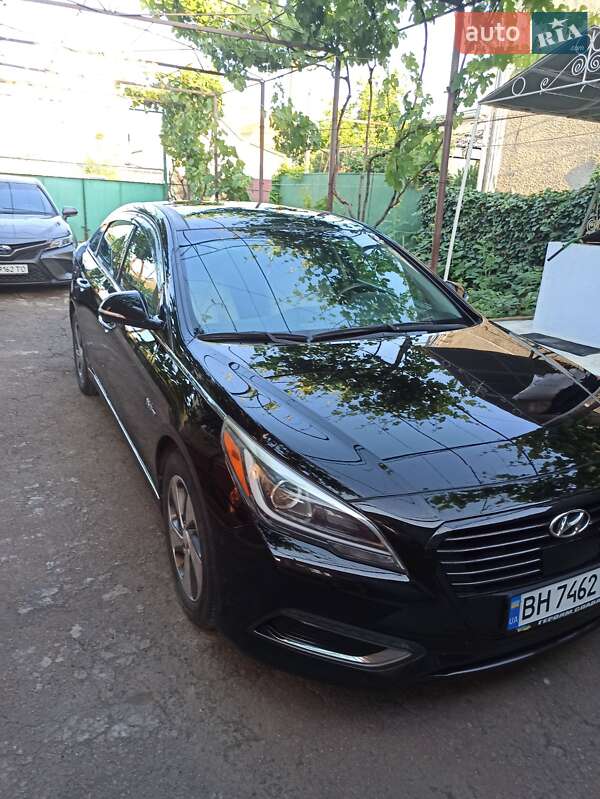 Седан Hyundai Sonata 2015 в Одессе