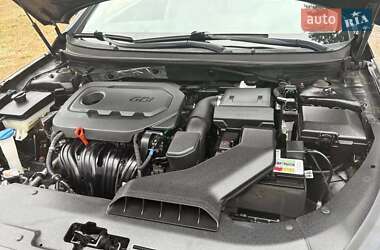 Седан Hyundai Sonata 2018 в 