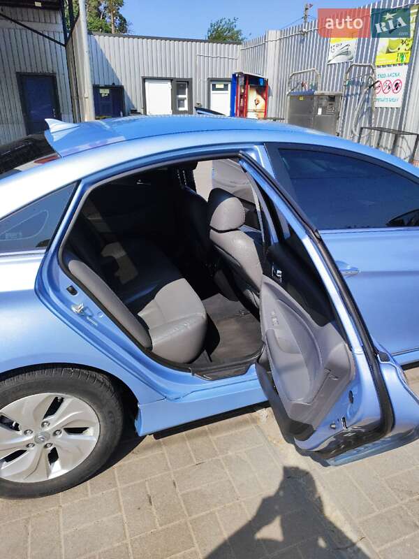 Седан Hyundai Sonata 2013 в Вознесенську фото 20 Седан Hyundai Sonata 2013 в Вознесенську