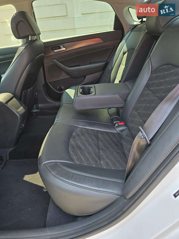 Седан Hyundai Sonata 2017 в Киеве
