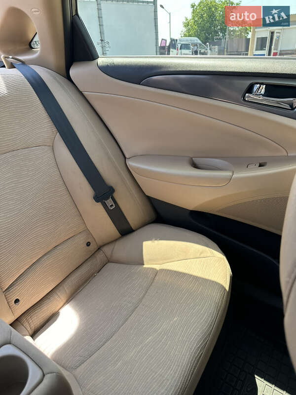 Седан Hyundai Sonata 2012 в Одессе