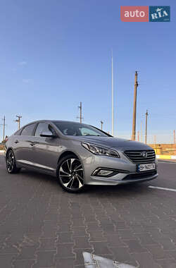 Седан Hyundai Sonata 2015 в Измаиле