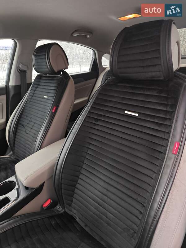 Седан Hyundai Sonata 2015 в Киеве