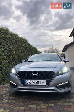 Седан Hyundai Sonata 2016 в 