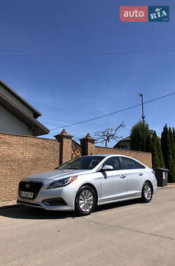 Седан Hyundai Sonata 2016 в Ровно