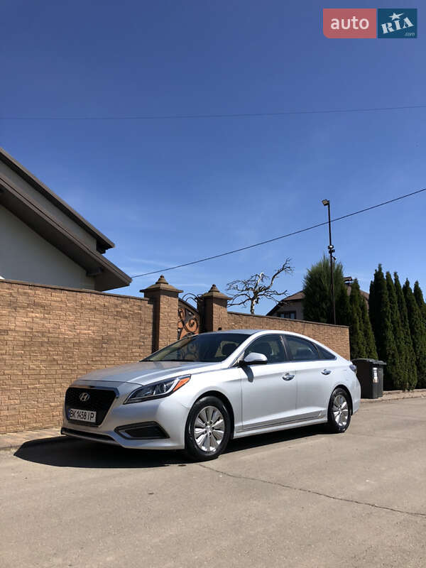 Седан Hyundai Sonata 2016 в 