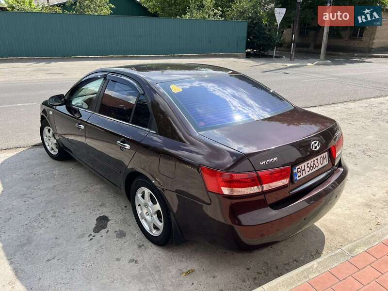 Седан Hyundai Sonata 2006 в Ізмаїлі