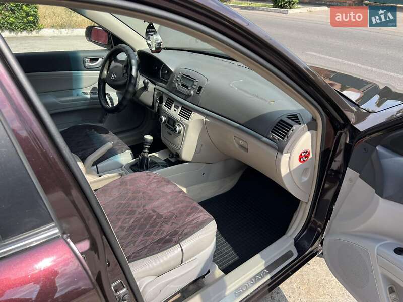 Седан Hyundai Sonata 2006 в Ізмаїлі