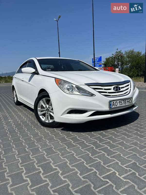 Седан Hyundai Sonata 2012 в 