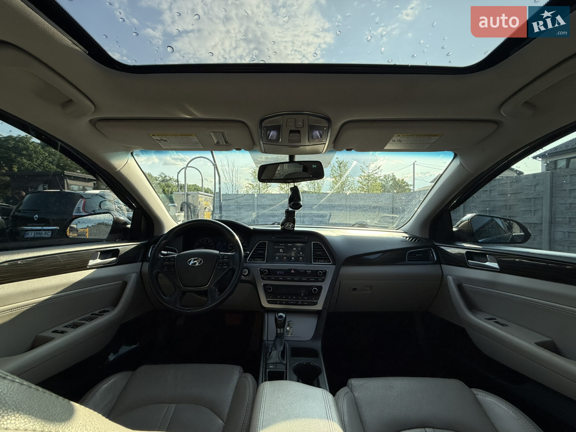 2015 Hyundai Sonata - мініатюра 16