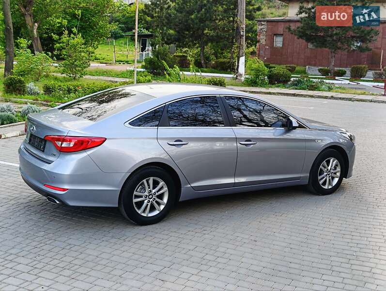Седан Hyundai Sonata 2015 в Одессе