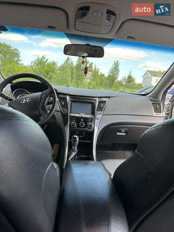 Седан Hyundai Sonata 2014 в Рівному фото 37 Седан Hyundai Sonata 2014 в Рівному