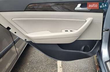 Седан Hyundai Sonata 2015 в 