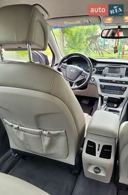 Седан Hyundai Sonata 2015 в 