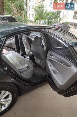 Седан Hyundai Sonata 2013 в 