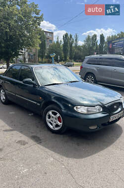 Седан Hyundai Sonata 1998 в Кривому Розі