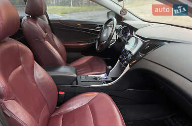 Седан Hyundai Sonata 2011 в 