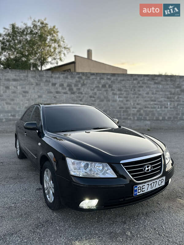Hyundai Sonata 2009