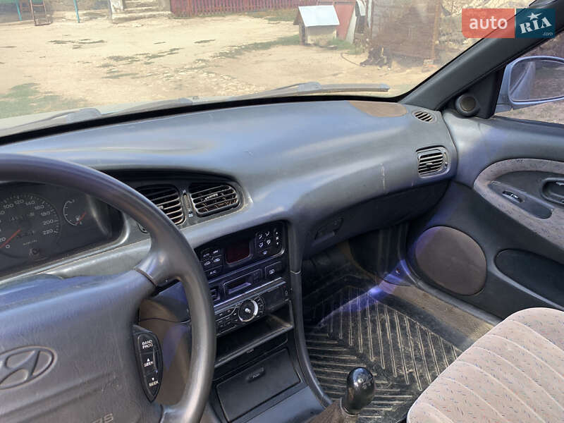 Седан Hyundai Sonata 1997 в Цебриково