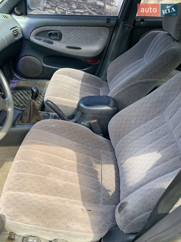 Седан Hyundai Sonata 1997 в Цебриково