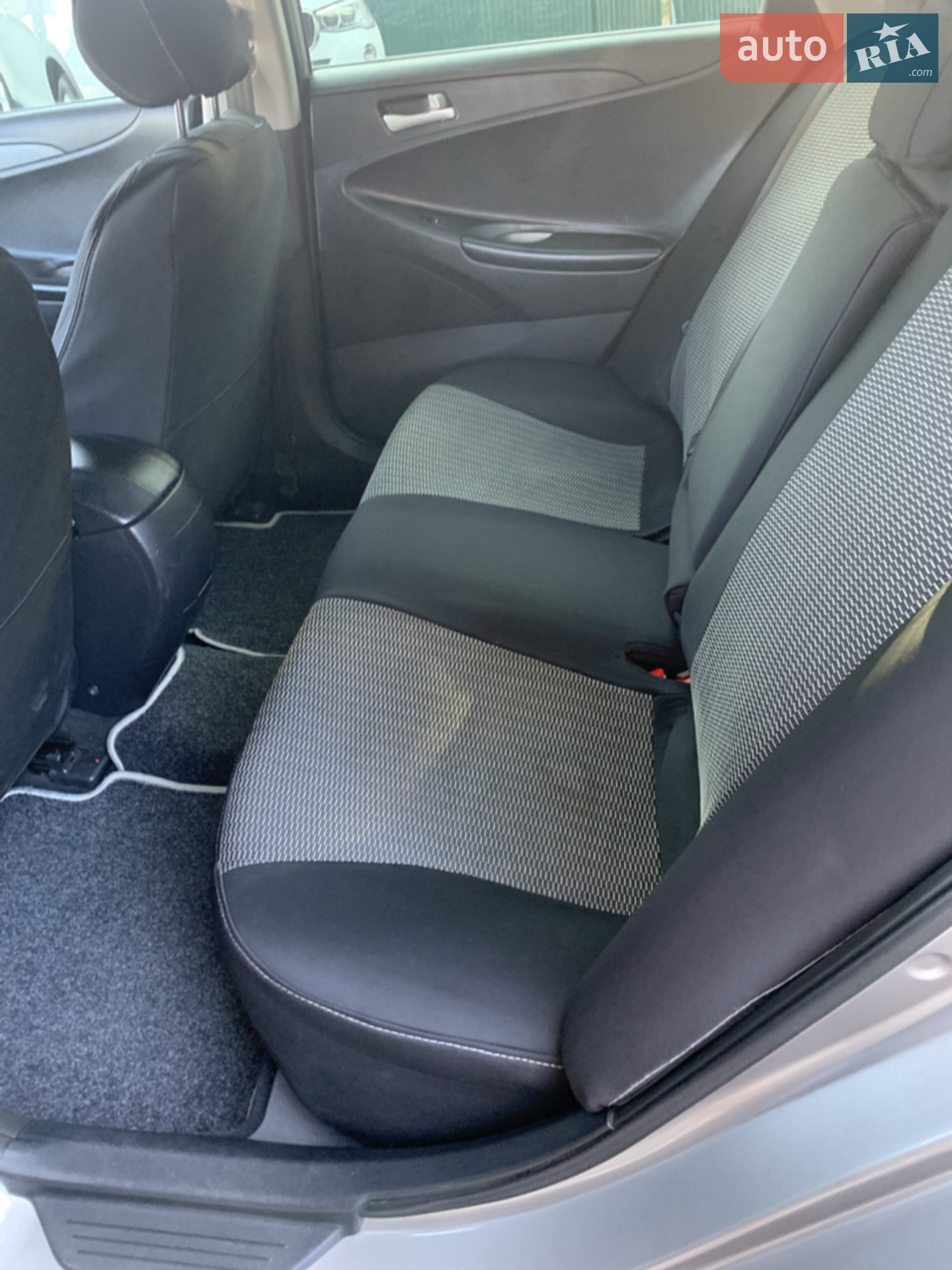 2011 Hyundai Sonata - мініатюра 6