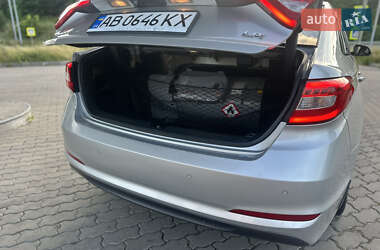 Седан Hyundai Sonata 2015 в 